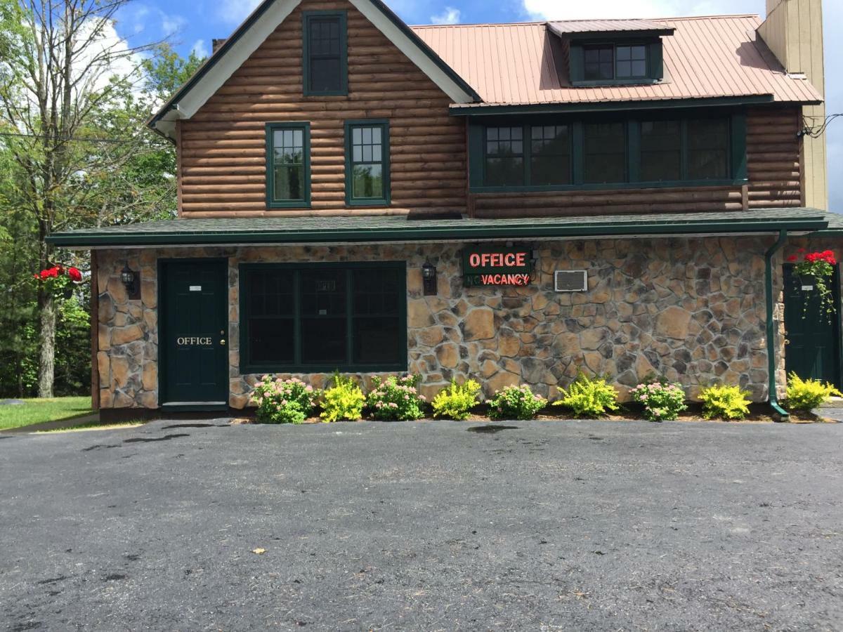 Pine Knoll Hotel Lakeside Lodge & Cabin Old Forge Exterior photo
